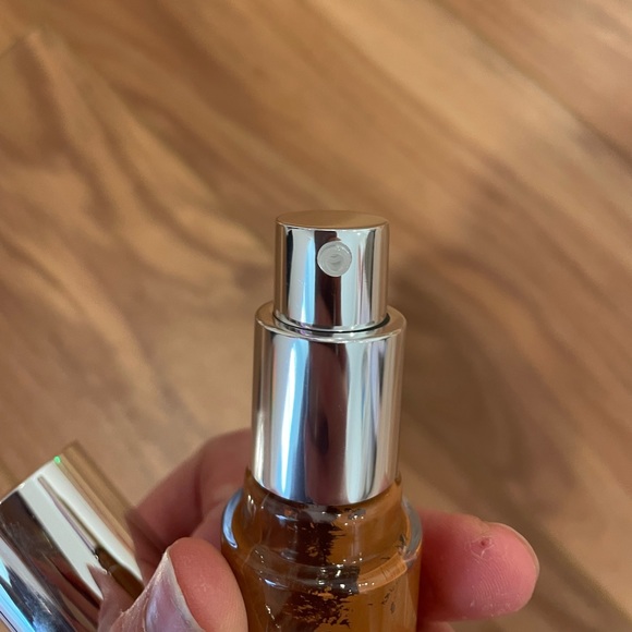 BNIB Becca Ultimate‎ Coverage 24 hour foundation Cardamom 5W3 - Picture 5 of 5
